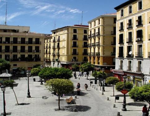 Apartamento Lavapies Al Lado Del Rastro Madrid Bagian luar foto